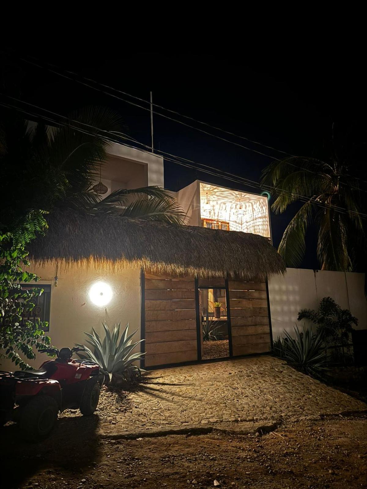 Dada Hotel Santa Maria Colotepec Bagian luar foto